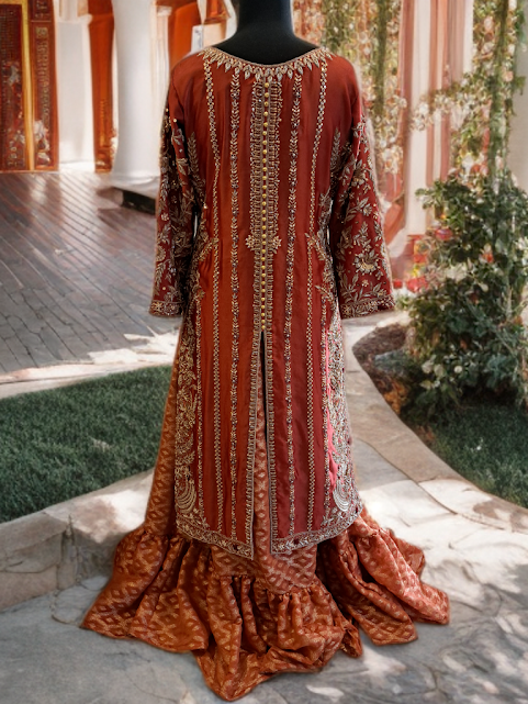 Noor-e-Zar Royal Shesha Silk Zardozi Ensemble with Farshi Lehnga & Dupatta