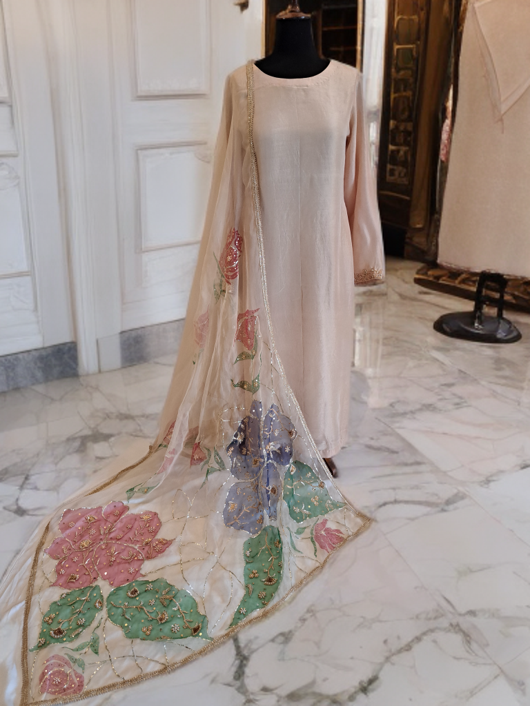 Noor-e-Beige